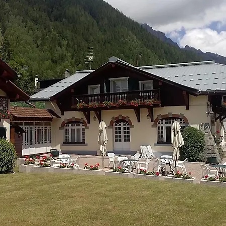 Chalet Hotel La Savoyarde